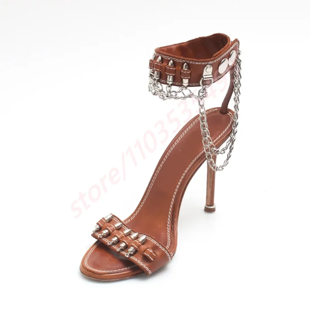 Nieuwe Catwalk Bullet Chain Ro - Wide Fit Heels recensie en prijs