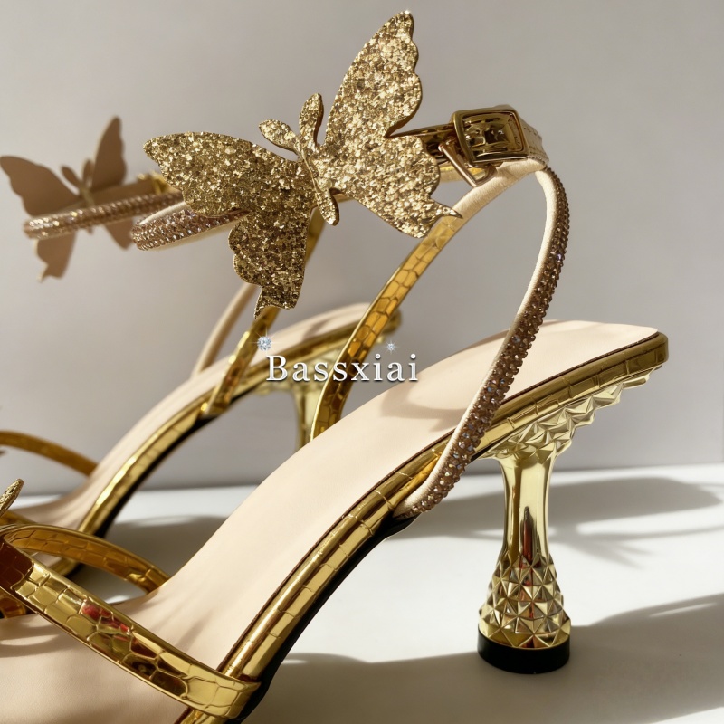 Levendige pailletten vlinder-b - Wide Fit Heels recensie en prijs